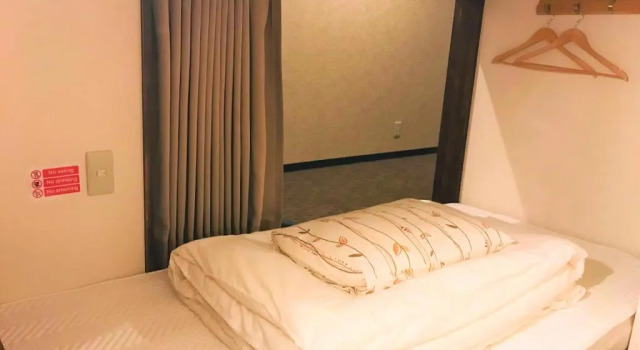 Кровать в общем номере Ks House Fuji View - Travelers Hostel