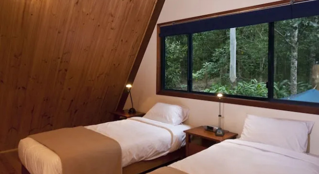 Коттедж с 2 комнатами с балконом Rose Gums Wilderness Retreat