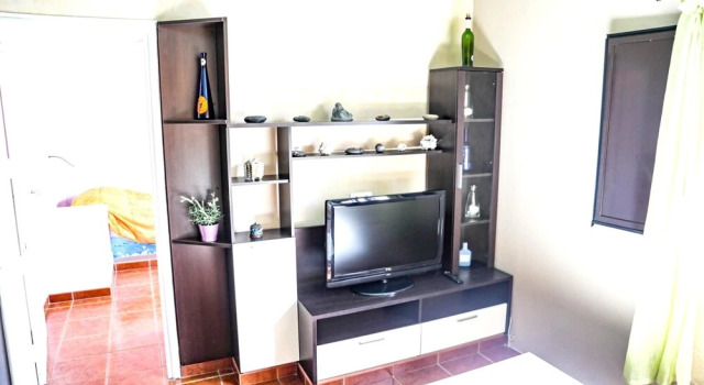 House With 3 Bedrooms in Caleta de Famara, With Wonderful sea View, Fu