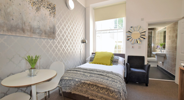 Your Apartment Berkeley Sq Pads #7, Забронировать Апартаменты/квартира Отели Бристоля с парковкой, рядом с We The Curious, Парковка