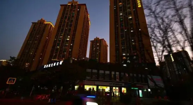 planA Huazhao Homestay (Cai Da Branch), Rezerwuj Hotel Hotele w Kunming z parkingiem, Parking