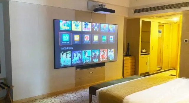 Люкс Deluxe Kolam Gloria Plaza Hotel