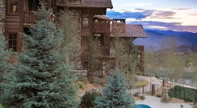 Номер Standard с 2 комнатами с балконом Luxurious 2 Bedroom0 Feet From The Slopes! Condo by RedAwning