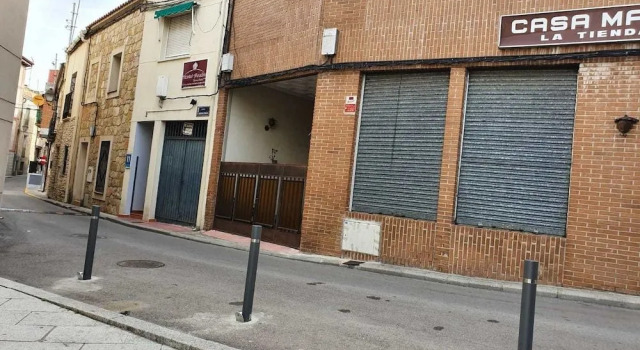 Hostal Alcúdia Sierra Norte, Varaa Hotelli Hotellit Madridin maakunta pysäköinnillä, Pysäköinti