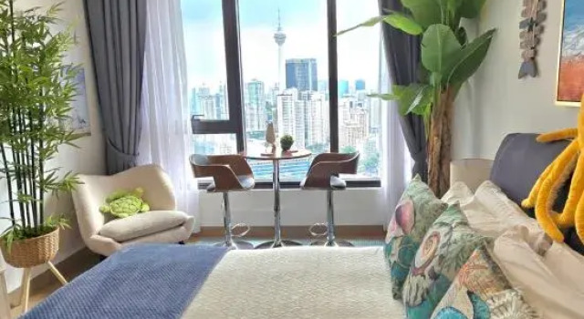 Seashore Jr Suite with Georgous pool & KLCC view