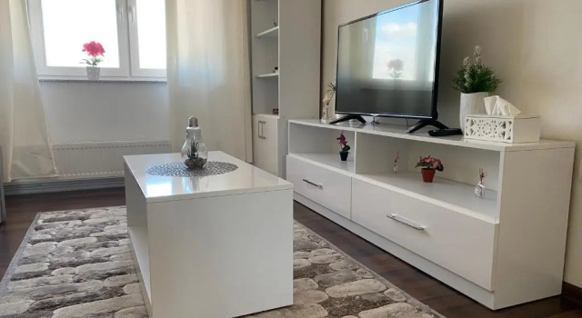 Luxury Apartament Intim Area