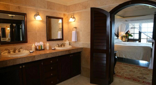 1 Bedroom Ocean View Apartment The Crane, Barbados