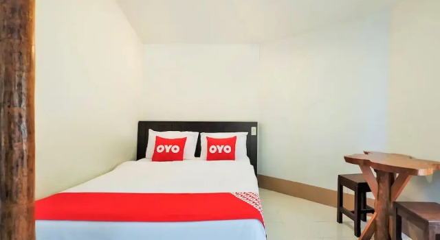 OYO 594 Marina House, Забронировать Отель Отели Таб Кеак с парковкой, Парковка
