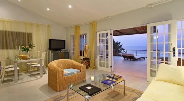 Люкс Days At Sea Beach Lodge