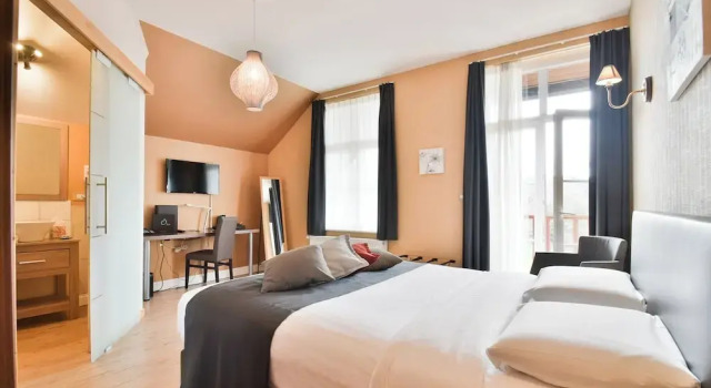 Двухместный номер Classic с балконом Hôtel lEcrin dÔ