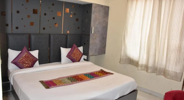Номер Deluxe Hotel Wall City 55 - Near NDLS Station & Connaught Place