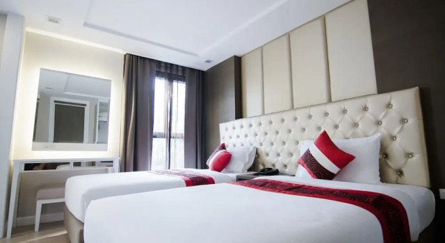 Двухместный номер Superior с балконом Hope Land Hotel Sukhumvit 8