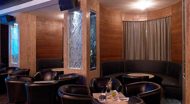Royal Orchid Central Kireeti-HAMPI Hospet, Забронировать Отель Бизнес-отели штата Карнатаки, 4* 5*
