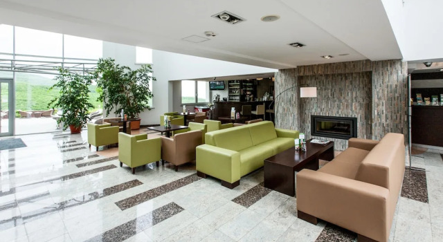 Hotel Ózon & Luxury Villas, Buchen Sie Hotel SPA-Hotels in Hewesch, SPA