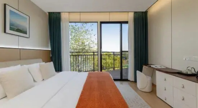 Люкс с 2 комнатами HanTing Hotel (Changchun Renmin Street Jilin University Nanling Campus)