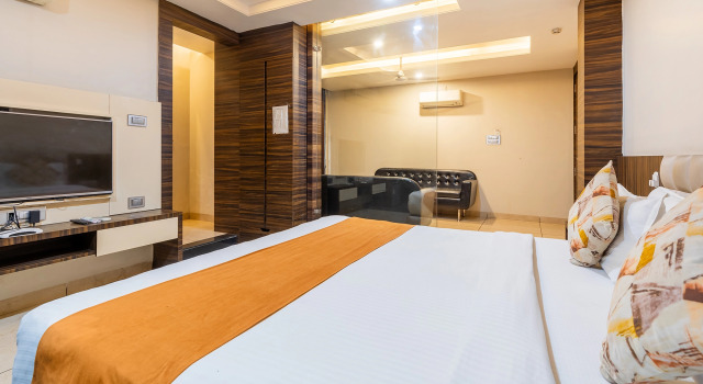 Люкс FabHotel Prime The Bentree