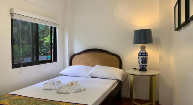 Номер Standard Courtyard Hotel