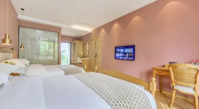 Кровать в общем номере с 6 комнатами Moganshan Yinsu Garden Camping Holiday Villa