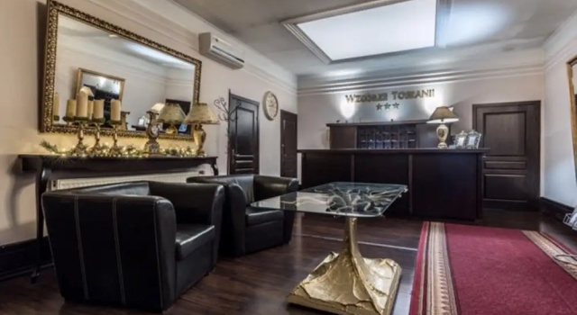 Wzgórze Toskanii Conferences & Restaurant, 预订 酒店 普泽兹弥耶洛瓦 大波兰省