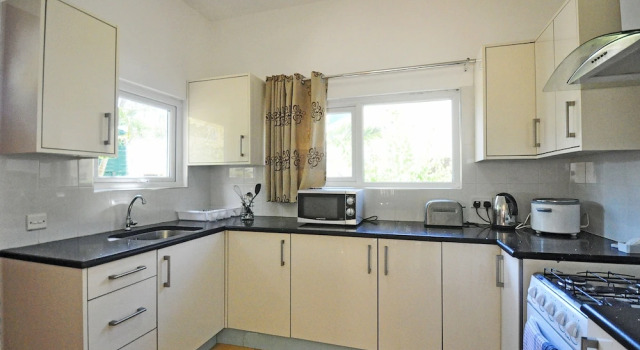 Апартаменты Standard с 3 комнатами с балконом GT Self Catering Apartments