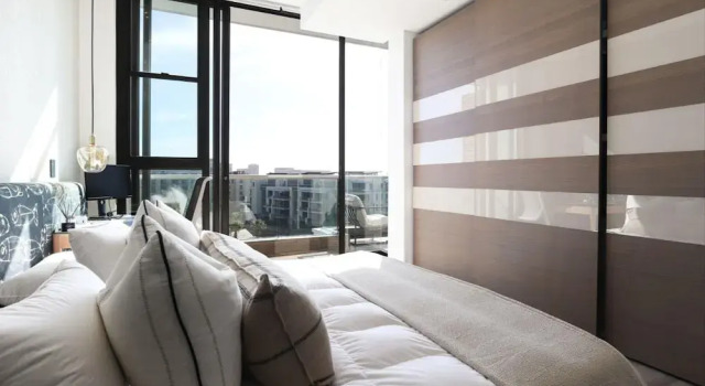 Precinct Corner Two Bedroom Waterfront Apartment - 221, Забронировать Апартаменты/квартира Апартаменты Кейптауна, рядом с Конференц-центр Avenue, Апартаменты/квартира