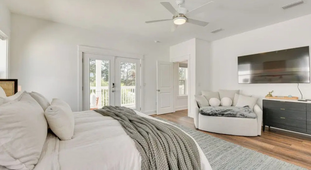 Коттедж Florida Home - Grill & Pool Table, Walk to Beach