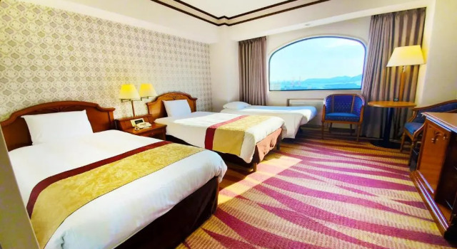 Трёхместный номер Standard Hotel Plaza Kobe