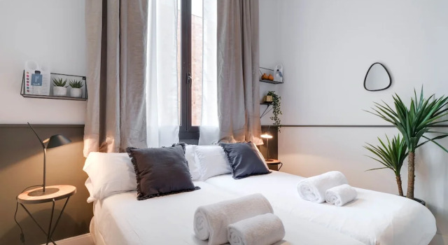 Sweet Inn Apartments - Sant Antoni, Забронировать Апартаменты/квартира Апартаменты Барселоны, рядом с Театр Goya, Апартаменты/квартира