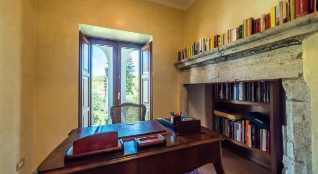 Palazzo de' Farrocco, Rezervovat Penzión se snídaní Cerro al Volturno Molise