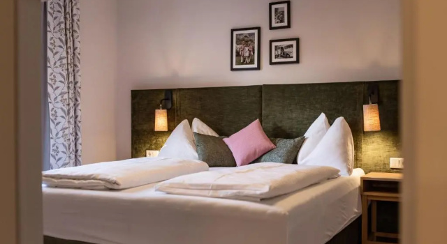 Семейные апартаменты Familienhotel Felsenhof