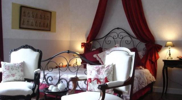Номер Deluxe Le PETIT CHATEAU - Tiffauges proche Puy duFou