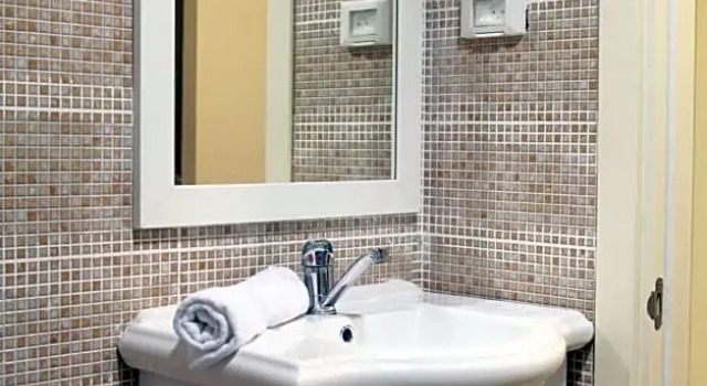 Двухместный номер Economy с красивым видом из окна Idelson Hotel
