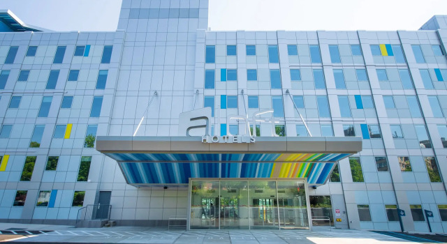 Aloft by Marriott New York LaGuardia Airport