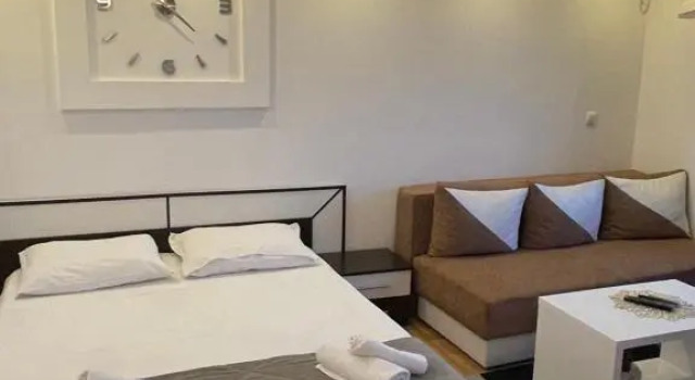 Days Inn Apartments