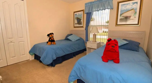 766 Dolcetto Drive 4 Bedrooms, 3 Bathrooms
