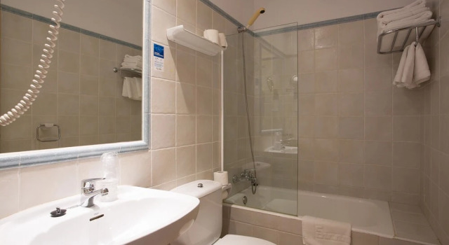 Трёхместный номер Standard Hotel Bahía