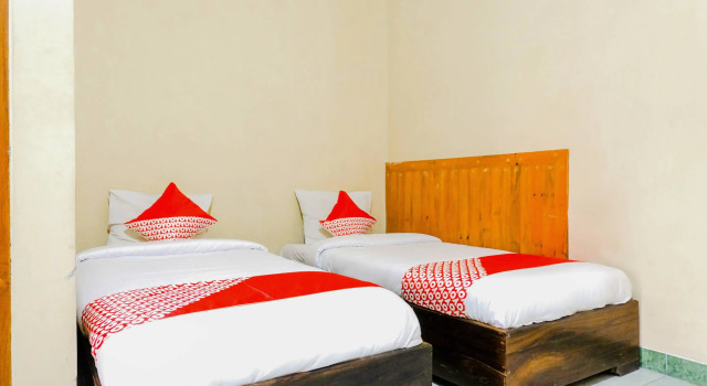 OYO 2643 Hotel Graha Prima, Buchen Sie Hotel Pacitan Jawa Timur