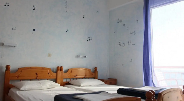 Трёхместный номер Standard с балконом и с видом на море Madalenas B&B