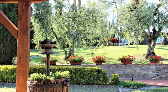 Olivo Pool Chianti Thermal Baths, Buchen Sie Hotel Hotels in Elsa-Tal mit Parkplatz, Parkplätze