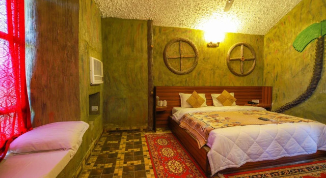 V Resorts Upvan Kalagarh, Rezerwuj Hotel Hotele w Uttarakhand z basenem, Basen