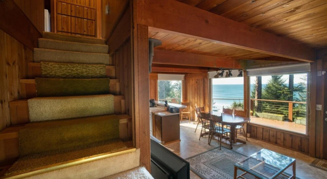 The Cedar House, Rezerwuj Hotel Otter Rock Oregon Coast