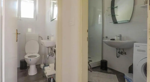 Апартаменты с 3 комнатами Apartment Marinsko