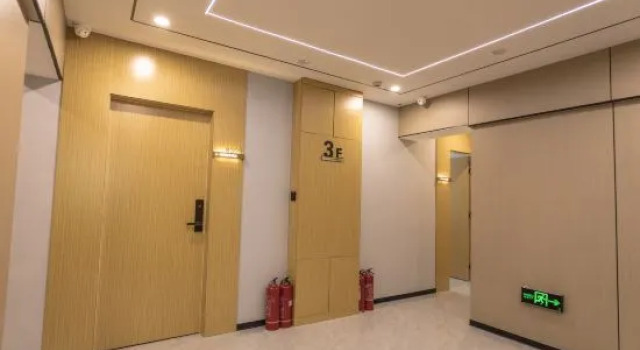 S E-sports Intelligent Hotel (Taiyuan Zhonglou Street Railway Station Branch), Book Hotel Taiyuan Shanxi