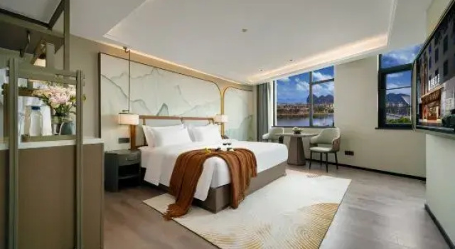 Семейный люкс с 2 комнатами NEO ISLE Hotel (Guilin Liangjiang Sihu Xiangbishan)