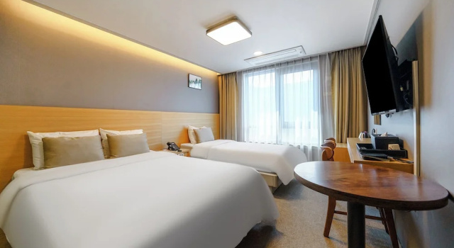Номер Deluxe Full Moon Hotel