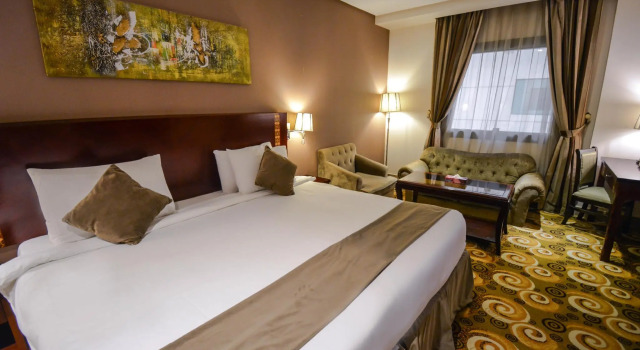 Reef Global Hotel