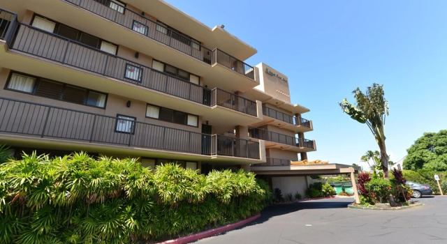 Hale Ono Loa #119 2 Bedrooms 2 Bathrooms Condo by Redawning