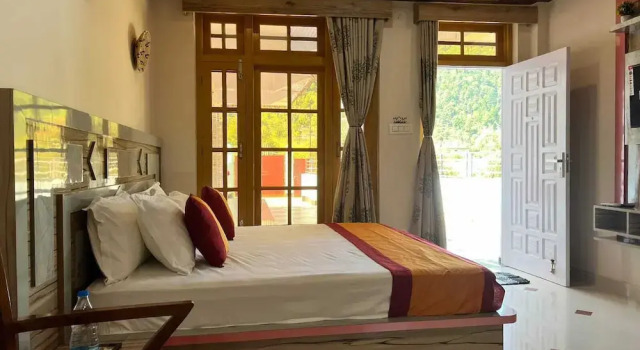 Rock Mountain Homestay, Забронировать Отель «постель и завтрак» Отели штата Химачал-Прадеш с завтраком, Завтраки