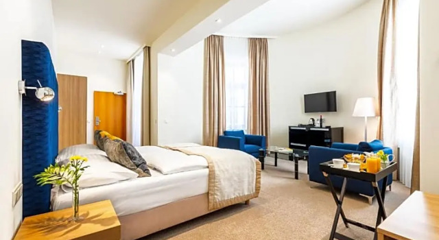 Полулюкс Standard HiLight Suites Hotel