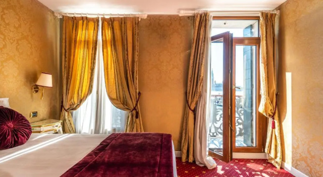 Двухместный номер Superior с видом на канал A Tribute To Music Residenza